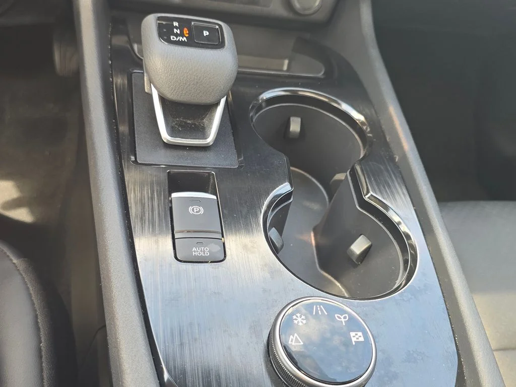 Used 2024 Gray Nissan SV image 33