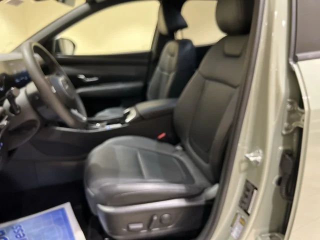 2025 Hyundai Santa Cruz SEL - Photo 17