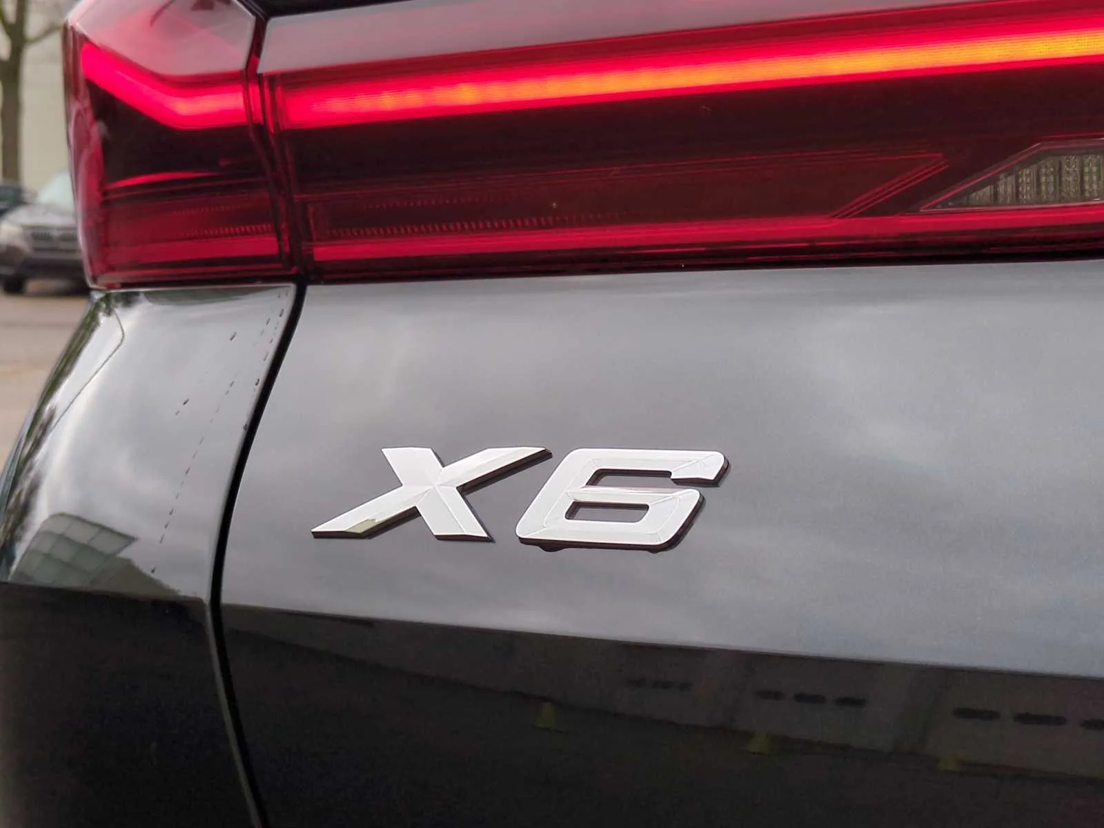 New 2026 Black Sapphire Metallic BMW xDrive40i image 13