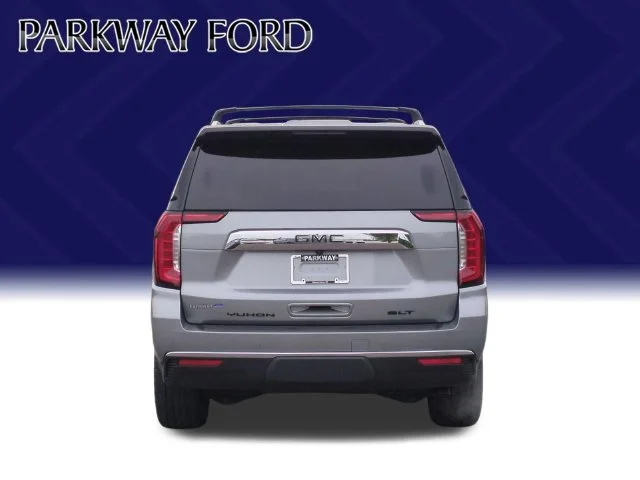 Used 2023 Silver GMC SLT image 4