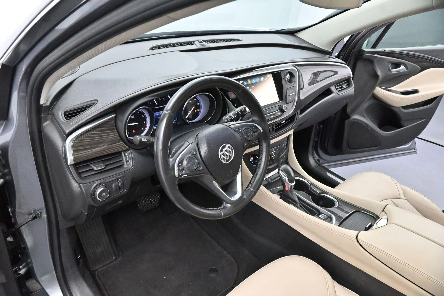 Used 2019 Satin Steel Metallic Buick Essence image 13