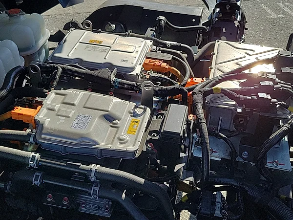 Certified Used 2025 White Isuzu Stakebed image 9