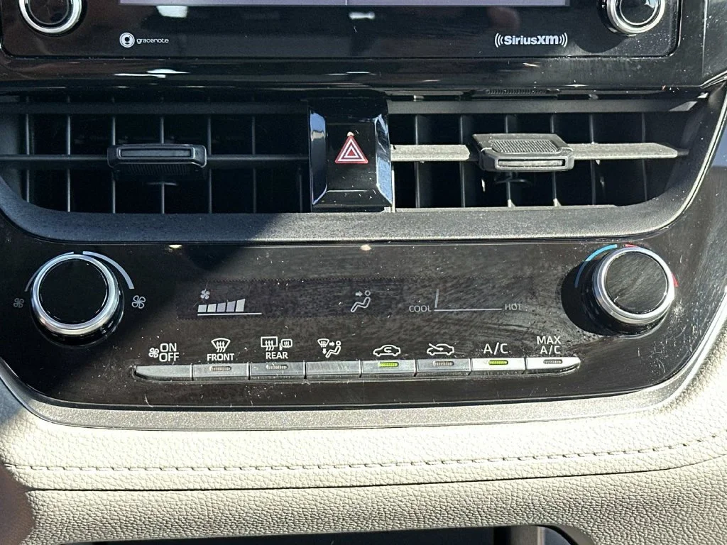 Certified Used 2022 Silver Toyota L image 37
