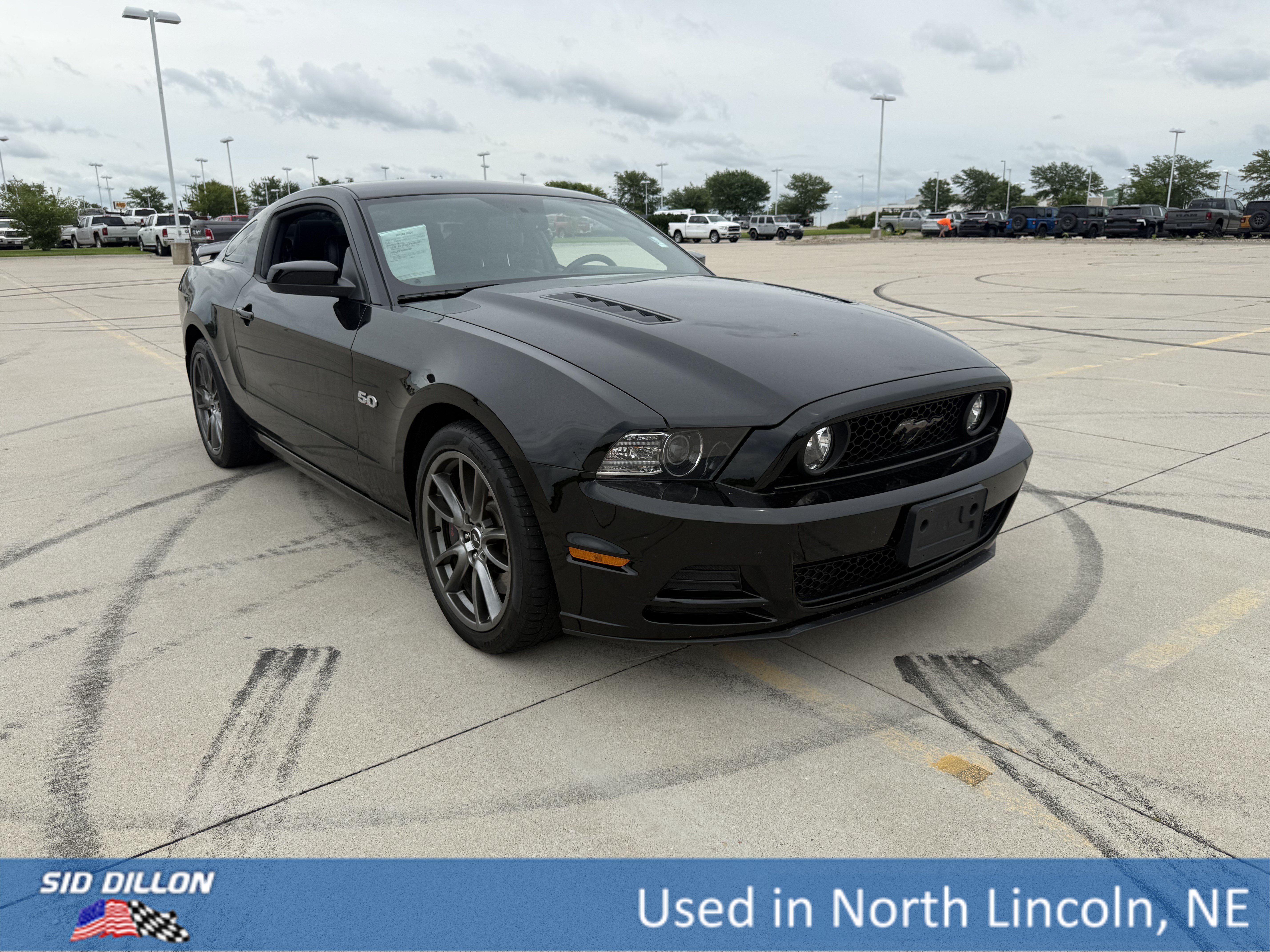 Used 2014 Black Ford GT Premium image 6