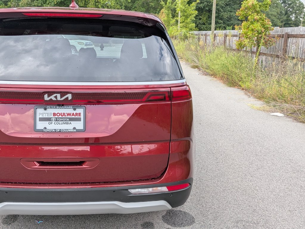 Used 2024 Red Kia LX image 7