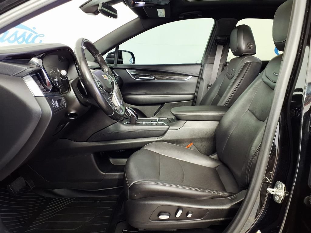 Used 2021 STELLAR BLACK METALLIC Cadillac FWD Premium Luxury image 7