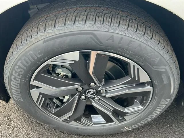 2025 Nissan Murano SL - Photo 11