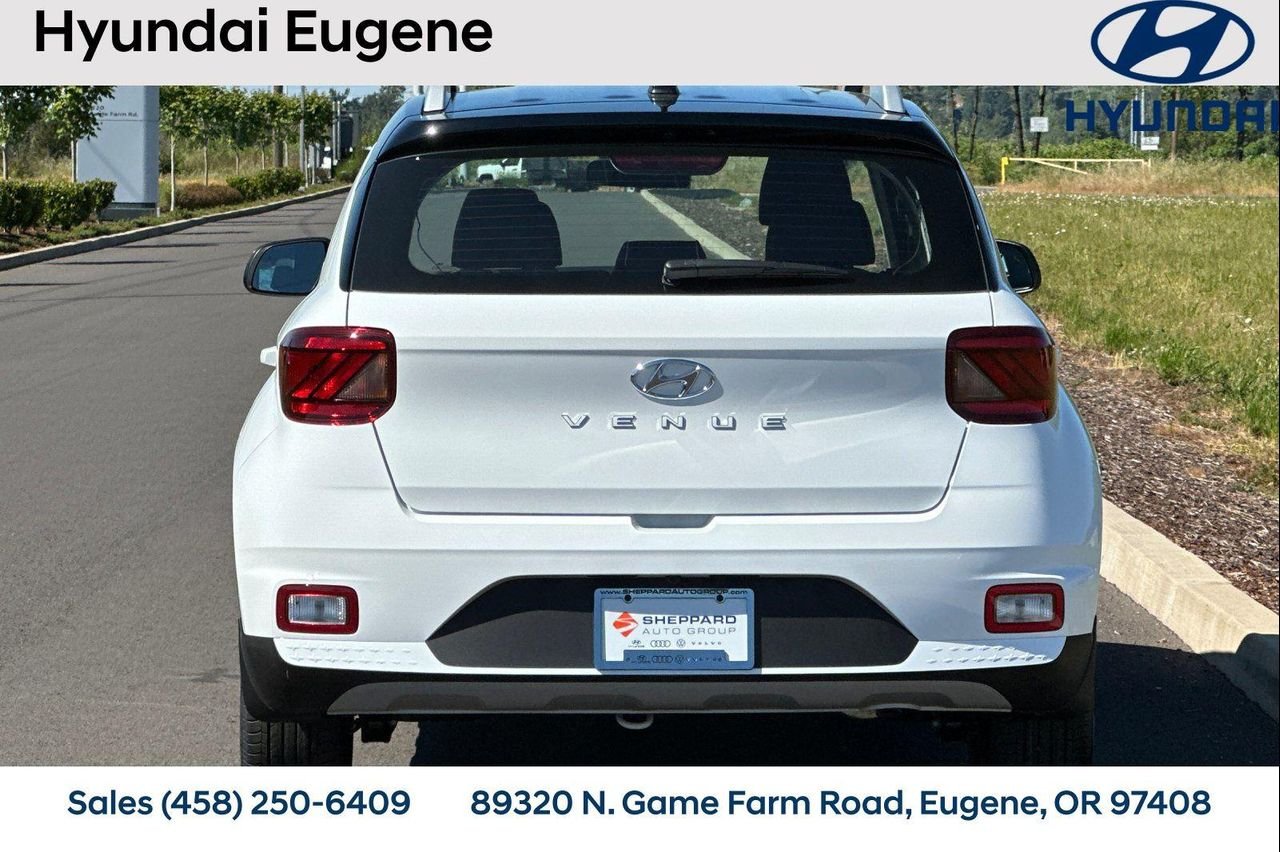 New 2026 White Hyundai SEL w/Two-Tone Roof image 5