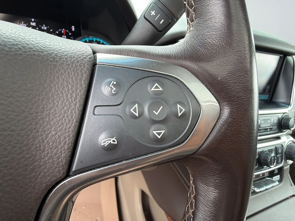 Used 2019 Blue Chevrolet Premier image 17