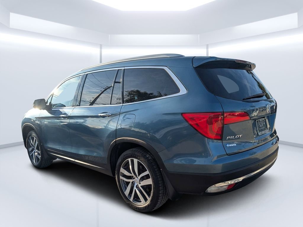 Used 2016 Blue Honda Touring image 5