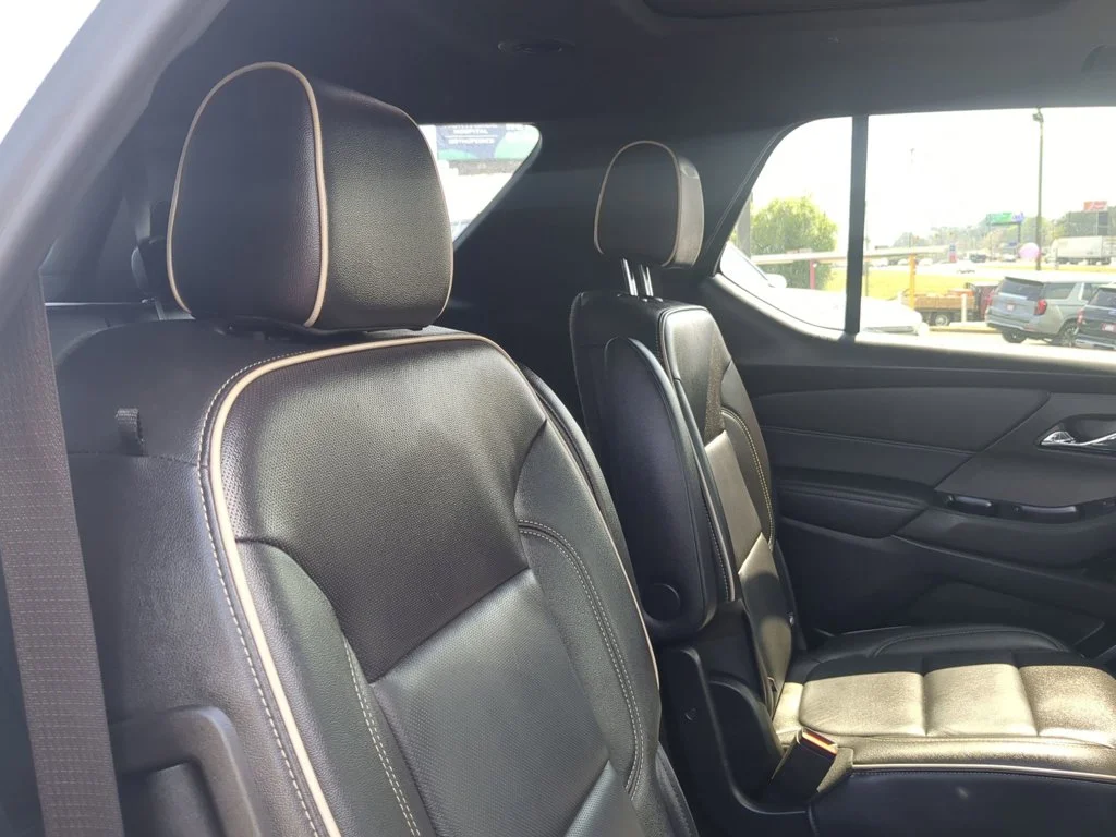Used 2022 Summit White Chevrolet Premier image 30