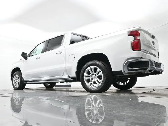Used 2023 Summit White Chevrolet LTZ image 27