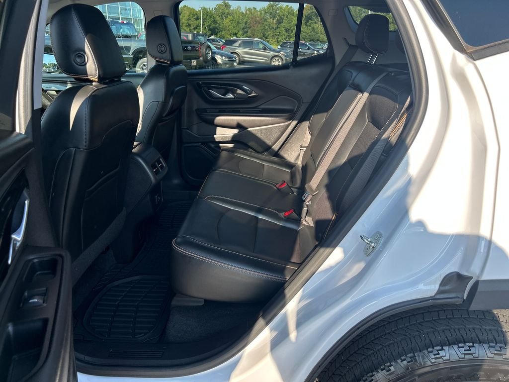 Certified Used 2022 White GMC AT4 image 14