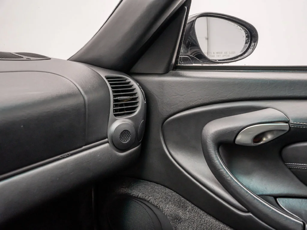 Used 2001 Black Porsche Carrera image 31