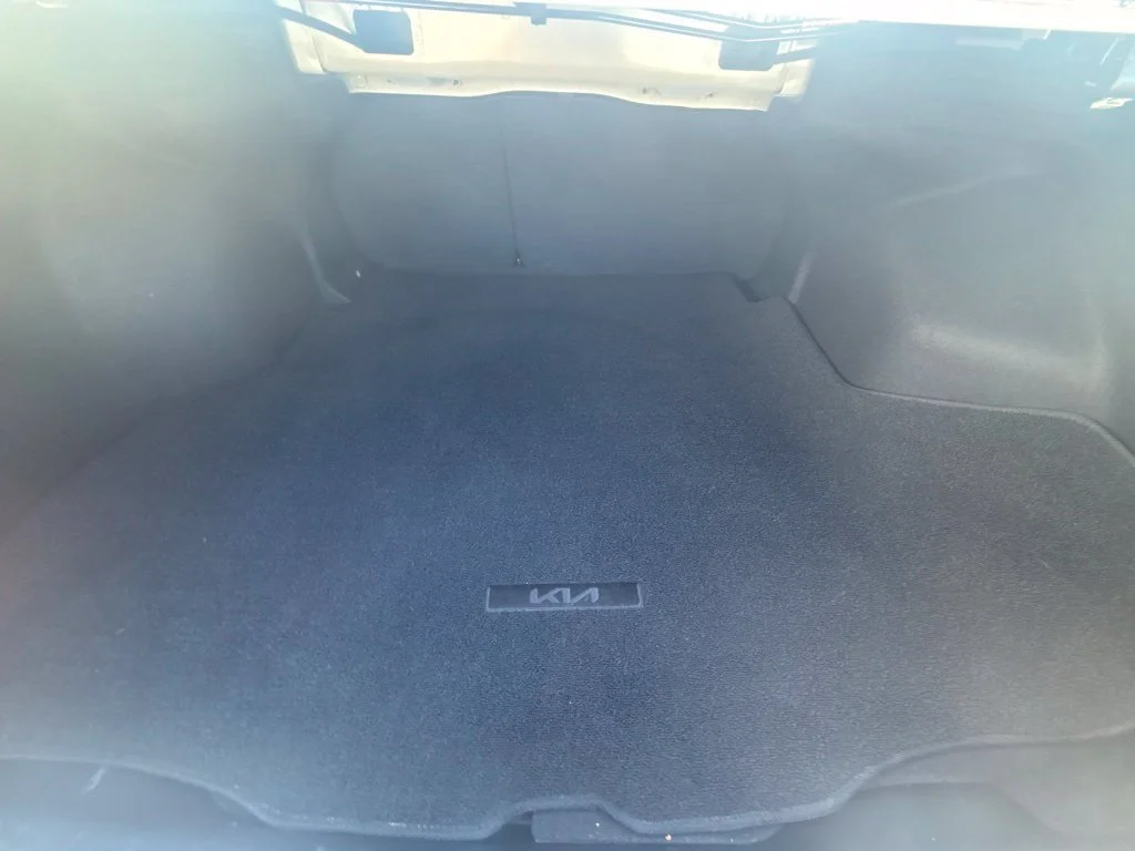 Used 2025 White Kia EX image 19