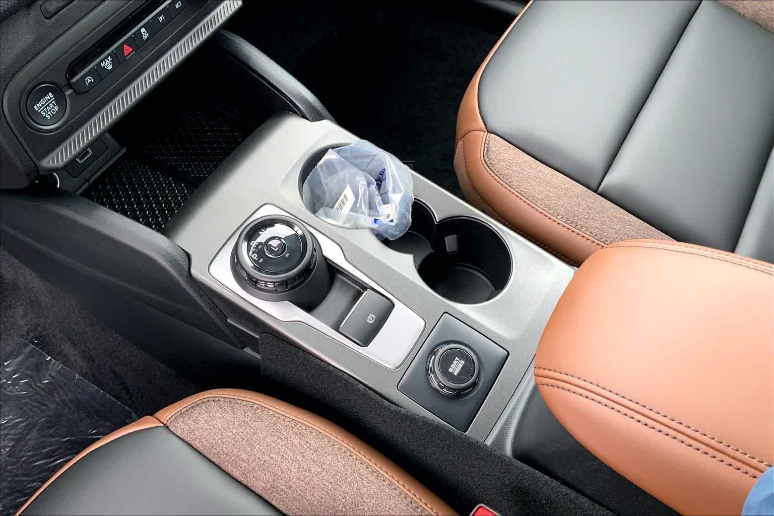 New 2026 Azure Gray Metallic Tri-Coat Ford Outer Banks® image 5