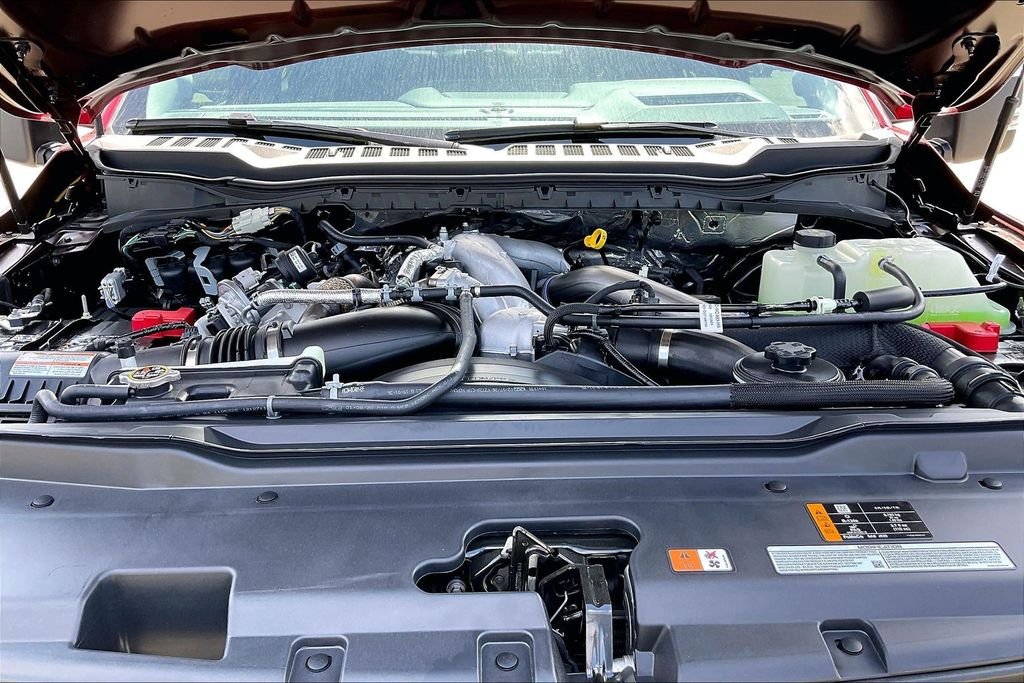 New 2026 Ford Super Duty F-250 Lariat 4D Crew Cab