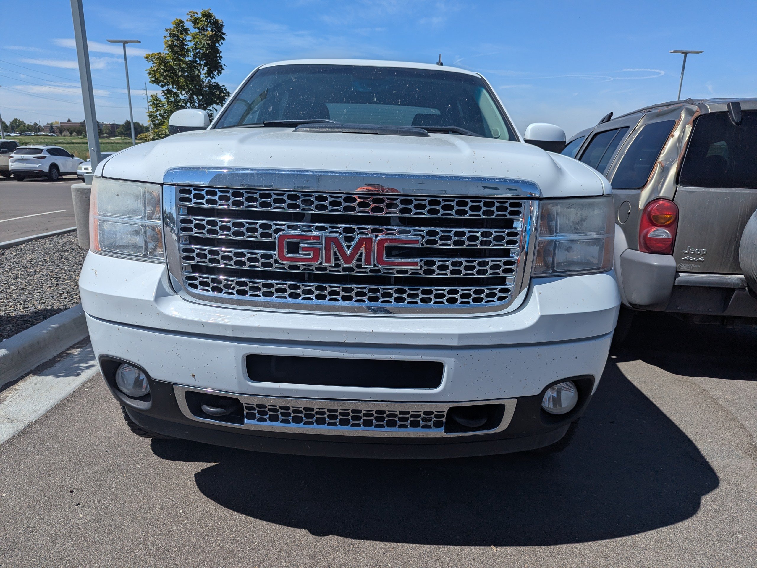 Used 2013 SUMMIT WHITE GMC Denali image 3