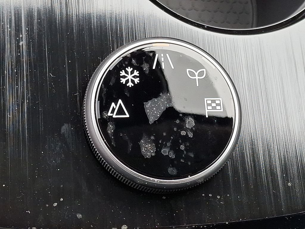 New 2026 Everest White Pearl TriCoat Nissan SV image 16