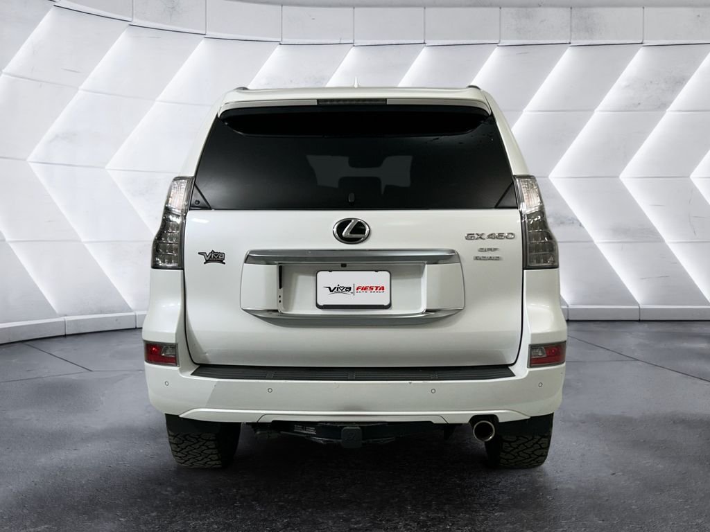 Used 2021  Lexus 460 Luxury image 5