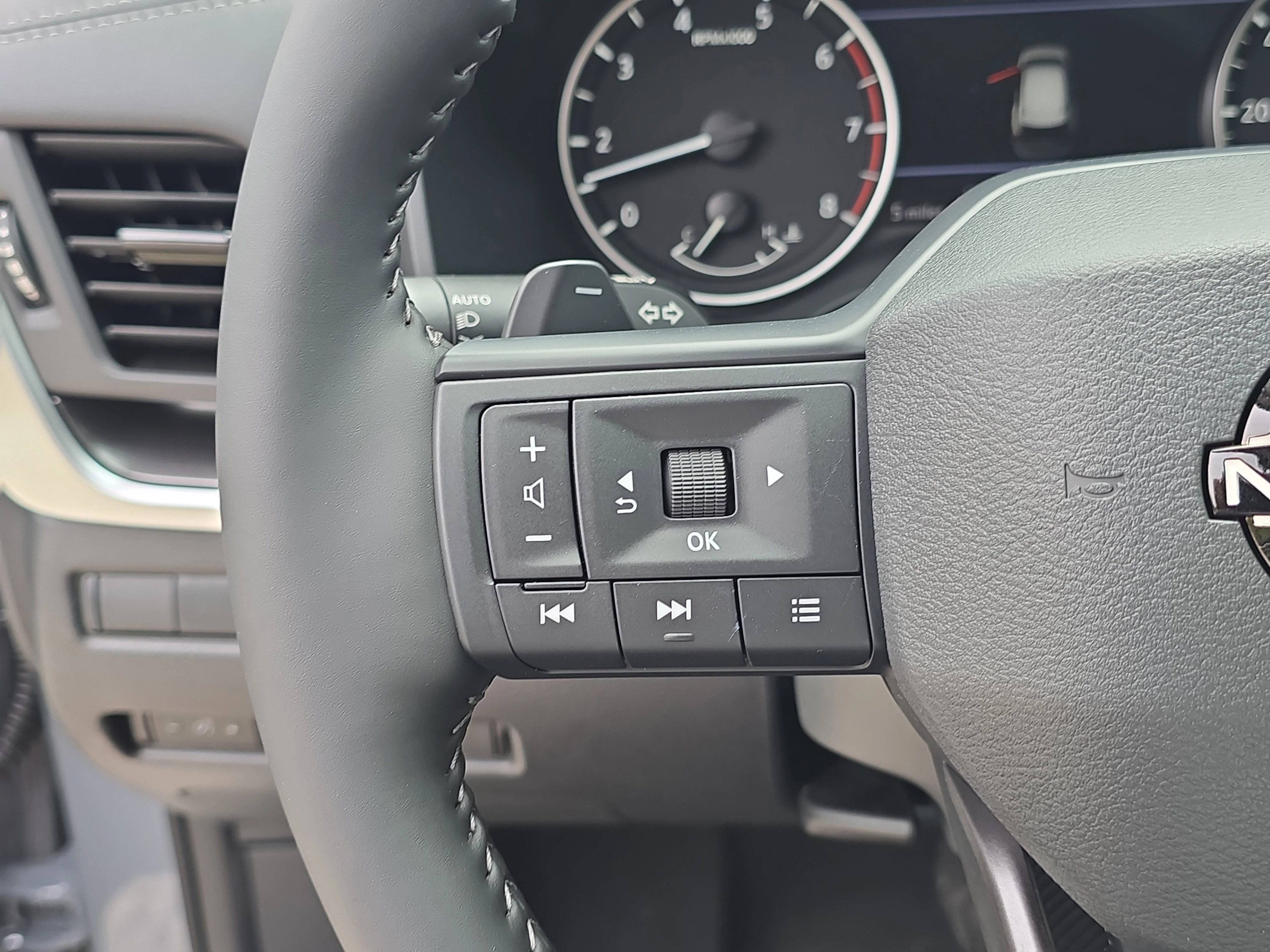 New 2026 Boulder Gray Pearl Nissan Dark Armor™ image 31