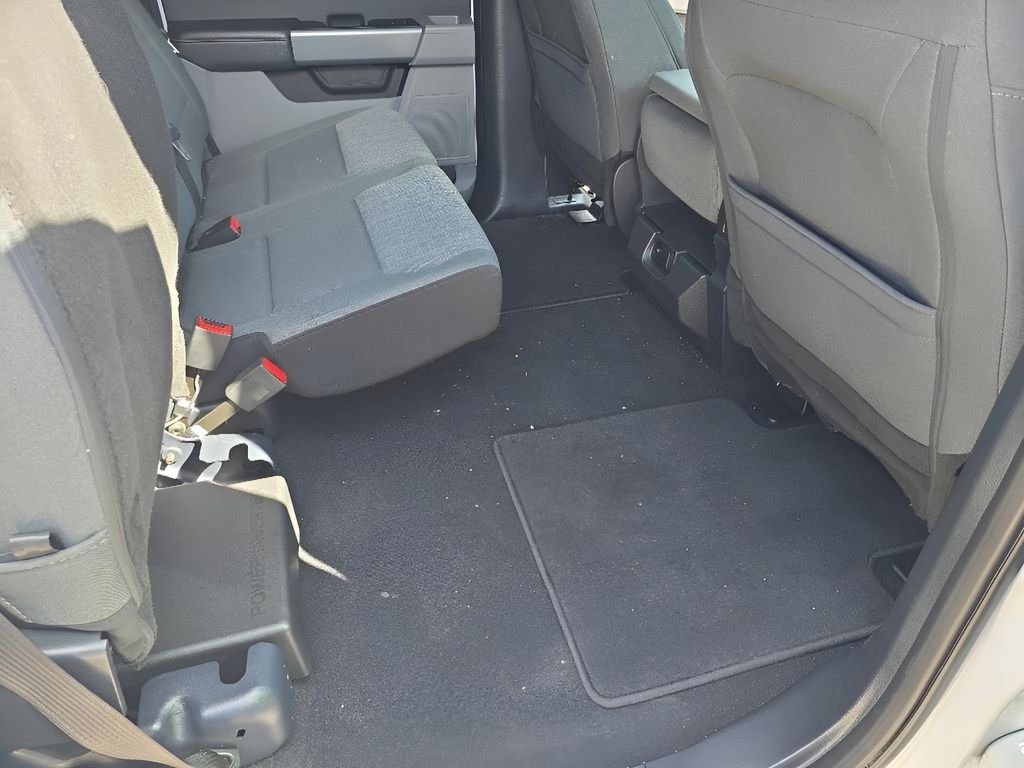 Used 2024 Oxford White Ford XLT image 15