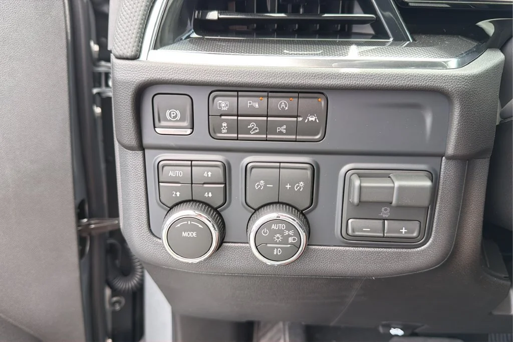 New 2026 Sterling Gray Metallic Chevrolet RST image 28