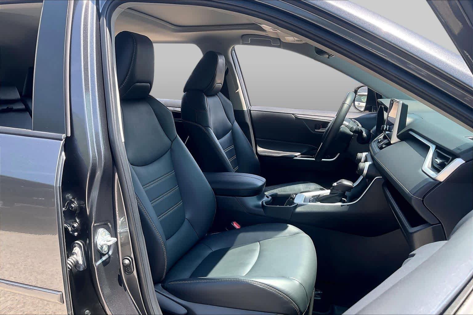 Used 2024 Magnetic Gray Metallic Toyota XLE Premium image 8