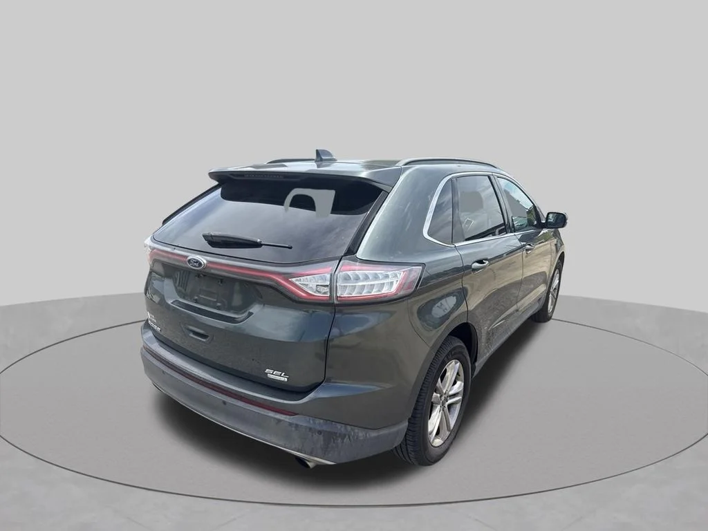 Used 2015 Guard Metallic Ford SEL image 10