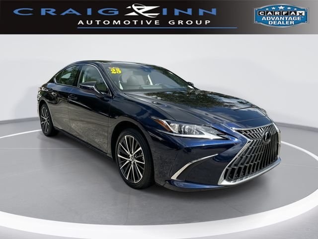 2025 Lexus ES 350 350's photo
