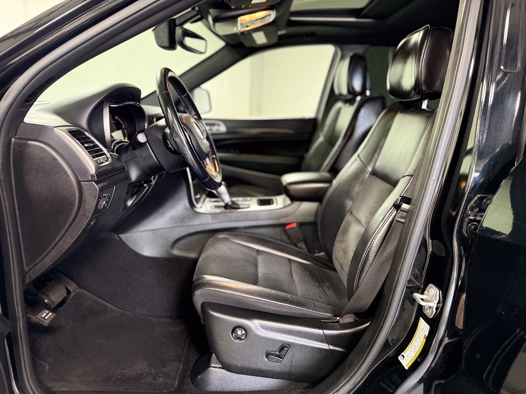 Used 2020 Black Jeep Altitude image 10