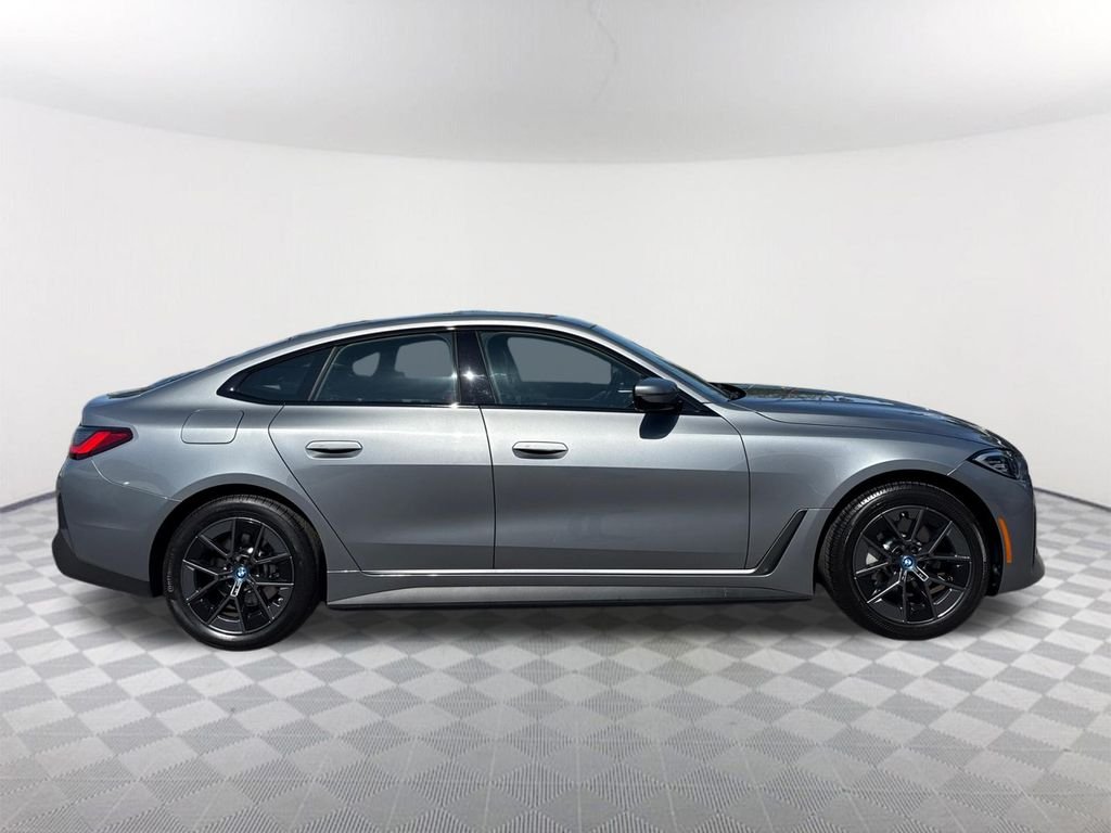 Used 2023 Gray BMW eDrive35 image 3