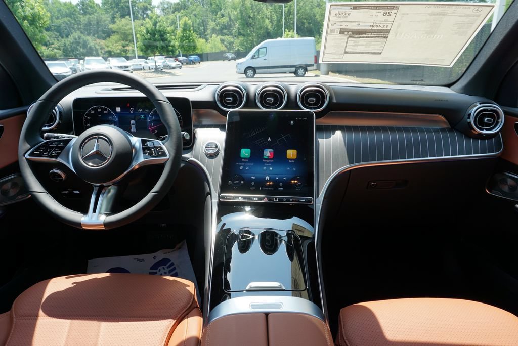 New 2026 Graphite Grey Metallic Mercedes-Benz GLC 300 image 38