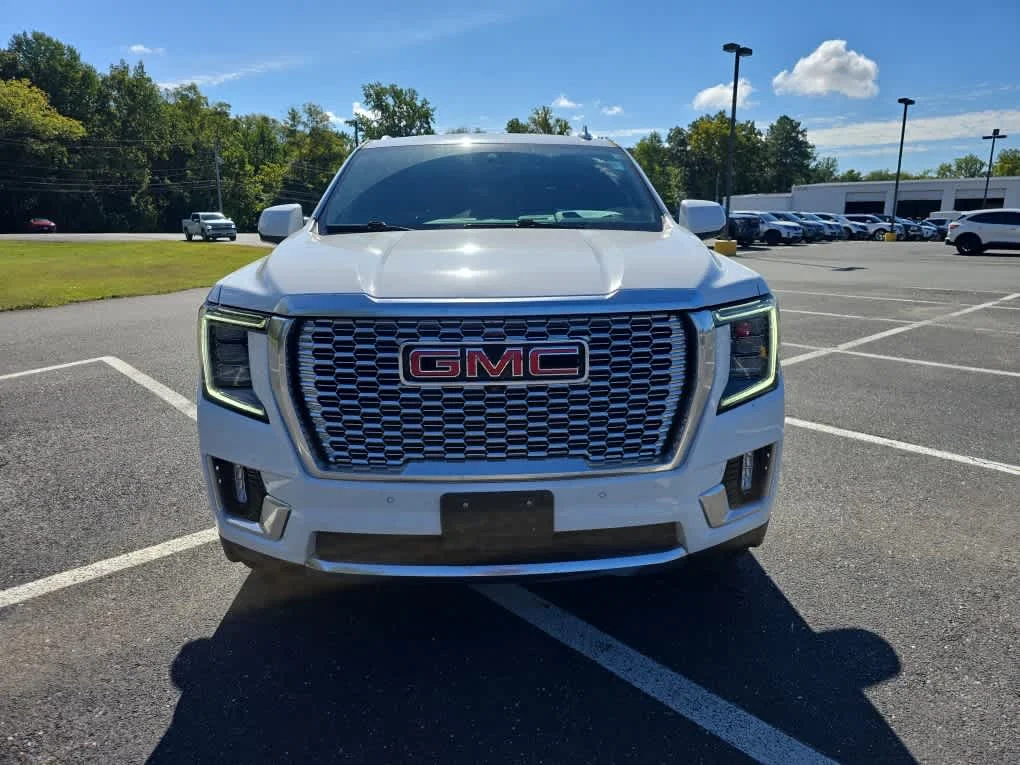 Used 2023 Summit White GMC Denali image 2