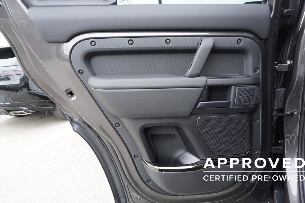 Certified Used 2026 Charente Grey Premium Metallic Land Rover OCTA image 28