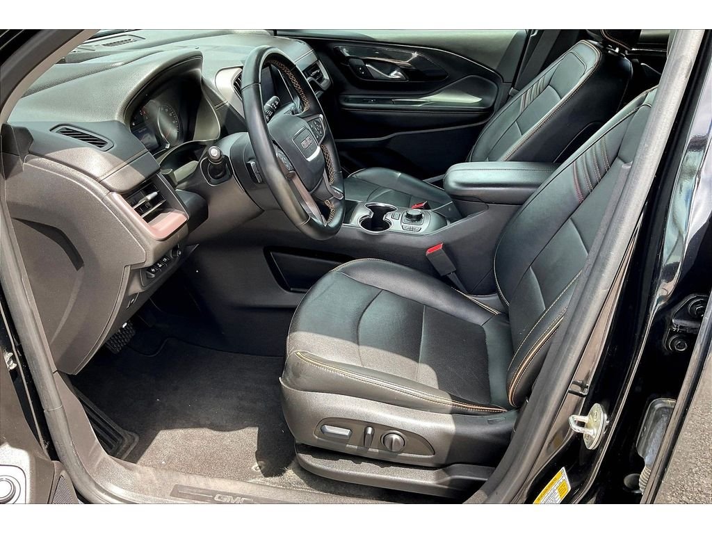 Used 2024 Ebony Twilight Metallic GMC AT4 image 11