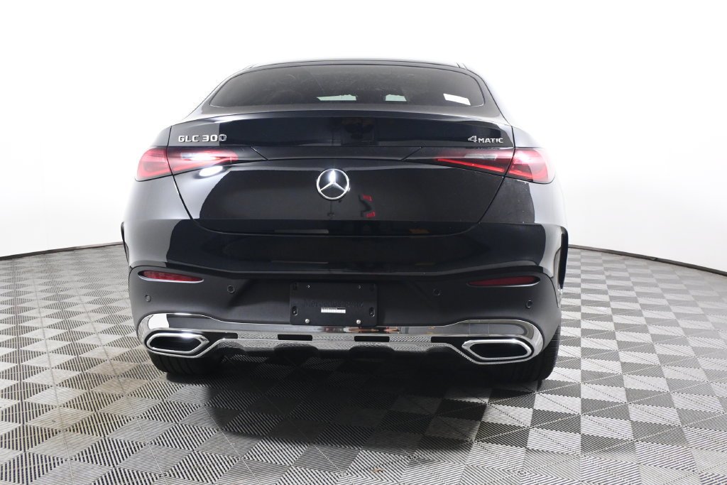 New 2027 Black Mercedes-Benz GLC 300 Coupe image 42