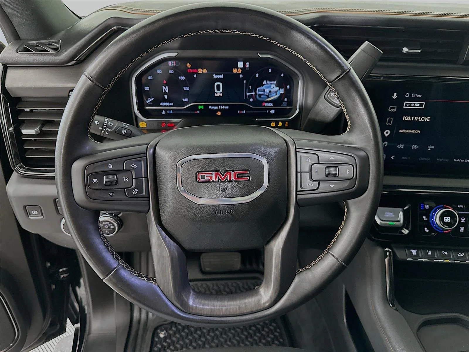 Used 2025 Onyx Black GMC AT4 image 19