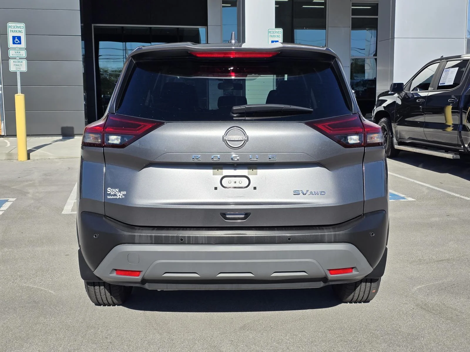 Used 2023 Gun Metallic Nissan SV image 6