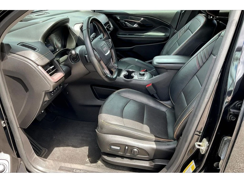 Used 2024 Ebony Twilight Metallic GMC AT4 image 11