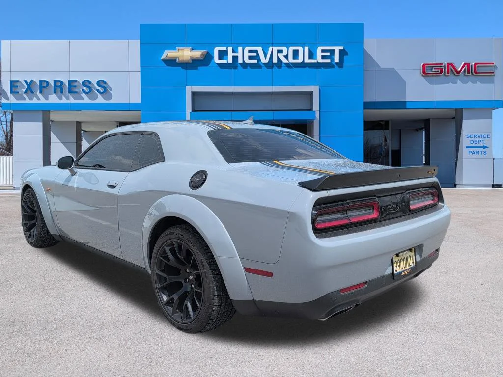 Used 2022 Gray Dodge R/T Scat Pack Widebody image 5