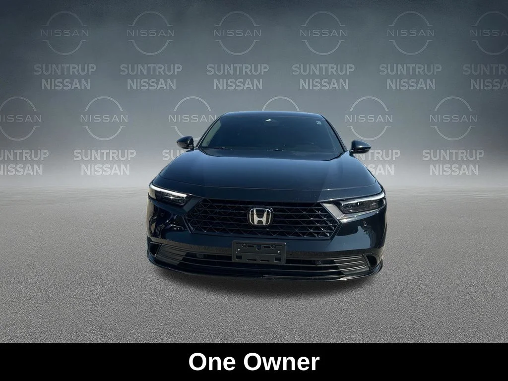 Used 2025 Black Honda EX-L image 9