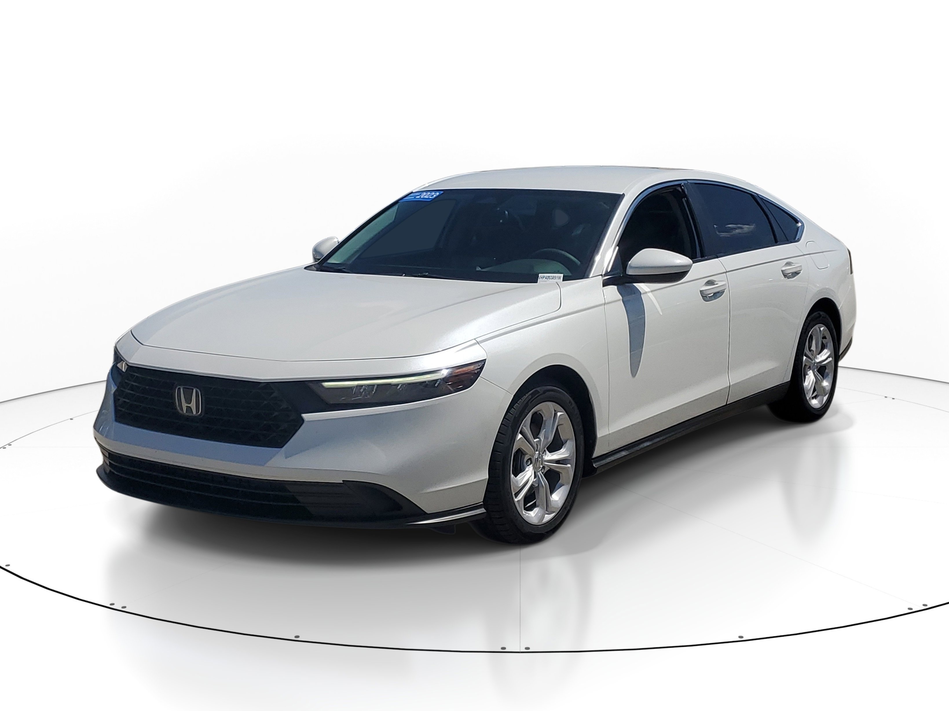Used 2023 White Honda LX image 2