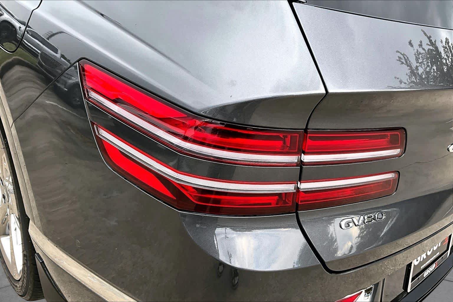 Used 2023 Himalayan Gray Genesis  image 28