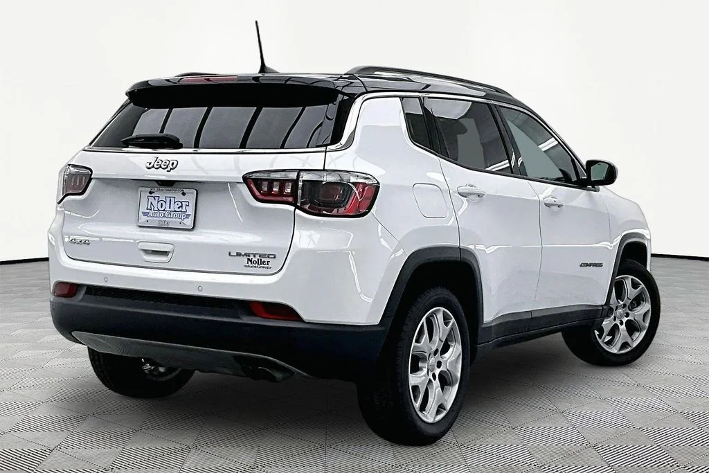 Certified 2022 Jeep Compass Limited with VIN 3C4NJDCBXNT125198 for sale in Kansas City