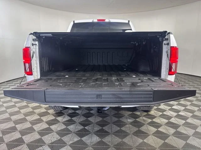 Certified Used 2020 White Ford Lariat image 20