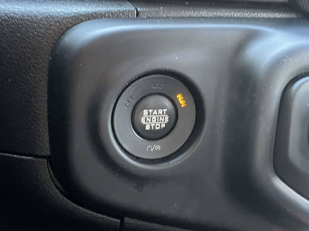 Used 2020 Red Jeep Unlimited Sport S image 33