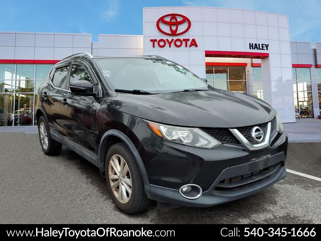2018 Nissan Rogue Sport SV FWD's photo