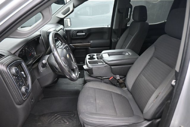 Used 2020 Silver Chevrolet LT image 22