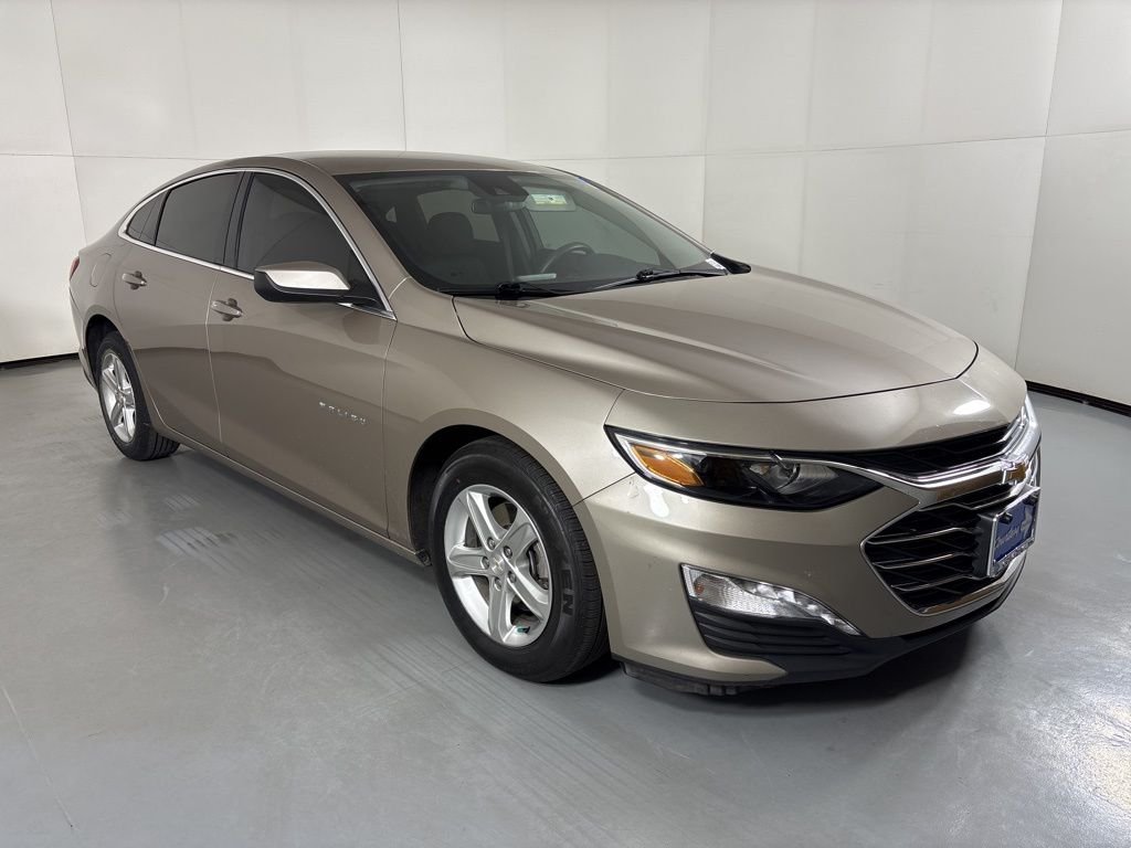 1G1ZD5ST8PF227517